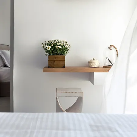 Seven * Glinado Naxos