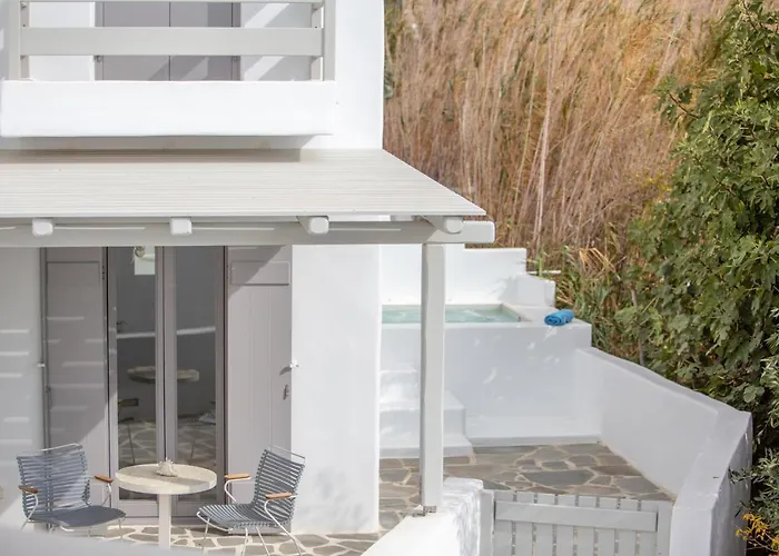 Seven * Glinado Naxos