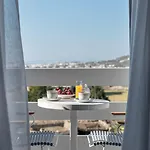 Seven * Glinado Naxos