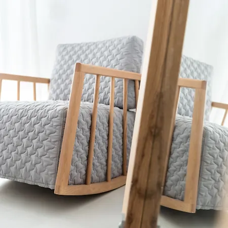 Seven Apartment *