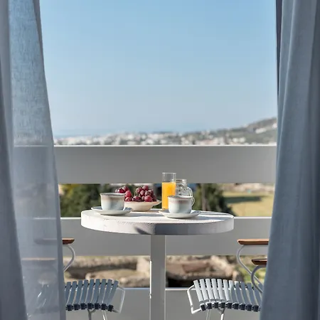 Seven Apartment *